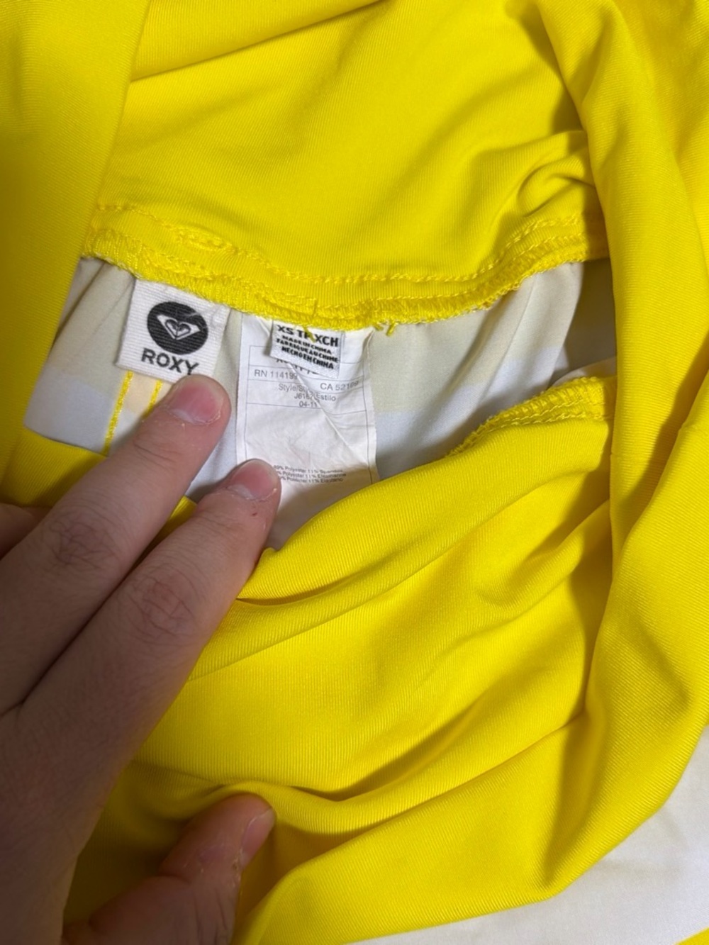 y2k Yellow Roxy Board shorts - Picture 3 of 6